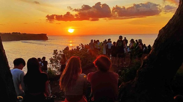 Sunset di Bali Jam Berapa? Mau Tahu? Ini Dia Jawabannya! 6 image 23