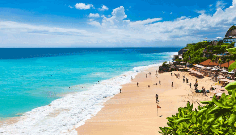 7 Rekomendasi Pantai Pasir Putih di Bali yang Memukau! 3 image 30